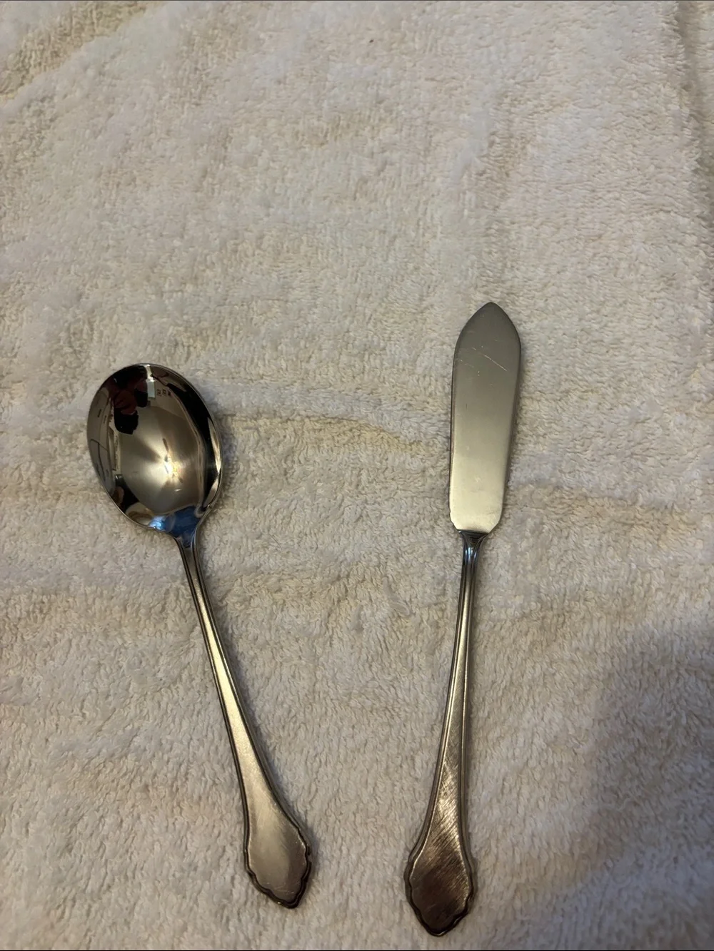 Set of 2 ONEIDA Summer Mist Autumn Glow Stainless pieces William A. Rogers